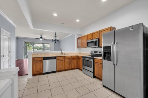 Townhouse in Tampa, Florida 3 bedrooms, 150.97 sq.m. № 2097064 - photo 8