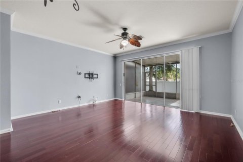 Townhouse in Tampa, Florida 3 bedrooms, 150.97 sq.m. № 2097064 - photo 12