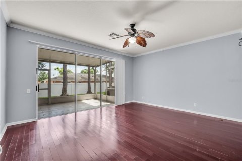 Townhouse in Tampa, Florida 3 bedrooms, 150.97 sq.m. № 2097064 - photo 13