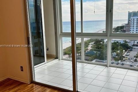 Copropriété à louer à Miami Beach, Floride: 1 chambre, 91.04 m2 № 1709362 - photo 16