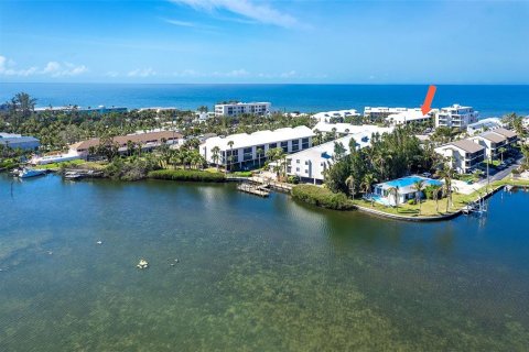 Condo in Englewood, Florida, 2 bedrooms  № 1686685 - photo 2
