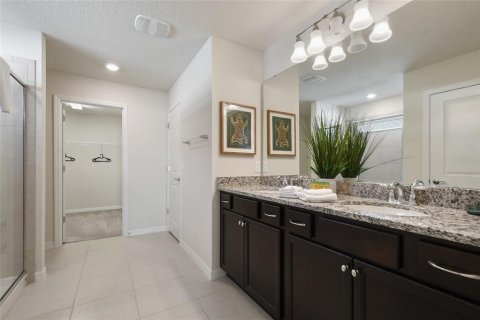 House in Davenport, Florida 5 bedrooms, 232.63 sq.m. № 2136224 - photo 29