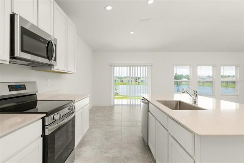 Casa en alquiler en Kissimmee, Florida, 4 dormitorios, 178.56 m2 № 1833145 - foto 14