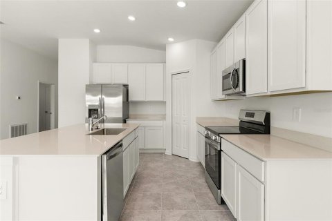 Casa en alquiler en Kissimmee, Florida, 4 dormitorios, 178.56 m2 № 1833145 - foto 11