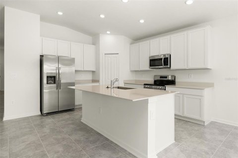 Casa en alquiler en Kissimmee, Florida, 4 dormitorios, 178.56 m2 № 1833145 - foto 12