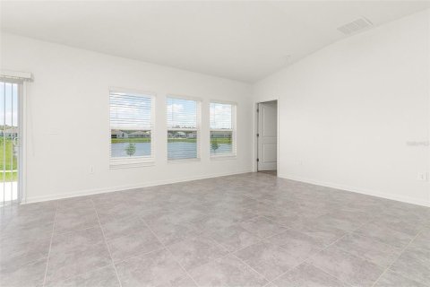 Casa en alquiler en Kissimmee, Florida, 4 dormitorios, 178.56 m2 № 1833145 - foto 5