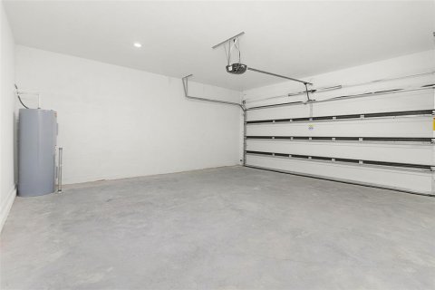 Casa en alquiler en Kissimmee, Florida, 4 dormitorios, 178.56 m2 № 1833145 - foto 2