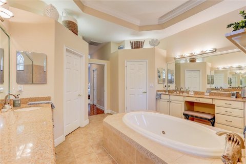 Casa en venta en Spring Hill, Florida, 4 dormitorios, 296.54 m2 № 2200114 - foto 27