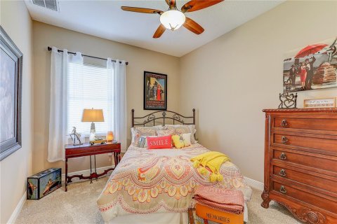 Casa en venta en Spring Hill, Florida, 4 dormitorios, 296.54 m2 № 2200114 - foto 29