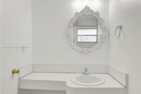 Купить кондоминиум в Майами, Флорида 2 спальни, 96.25м2, № 1938202 - фото 10