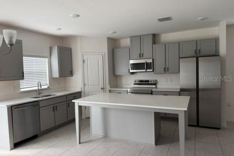Touwnhouse à louer à Lakeland, Floride: 3 chambres, 163.32 m2 № 2413820 - photo 4