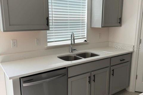 Touwnhouse à louer à Lakeland, Floride: 3 chambres, 163.32 m2 № 2413820 - photo 7