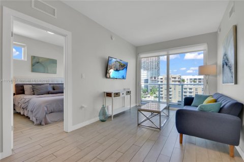 Снять в аренду кондоминиум в Майами, Флорида 2 спальни, 75.62м2, № 1991472 - фото 5