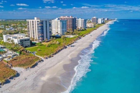Condo in Juno Beach, Florida, 2 bedrooms  № 2072290 - photo 18