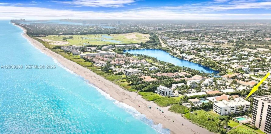 Condo in Juno Beach, Florida, 2 bedrooms  № 2072290