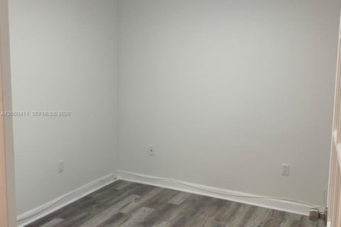 Appartement à louer à Coral Gables, Floride: 2 chambres, 111.48 m2 № 2168077 - photo 15