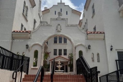 Appartement à Coral Gables, Floride 2 chambres, 111.48 m2 № 2168077