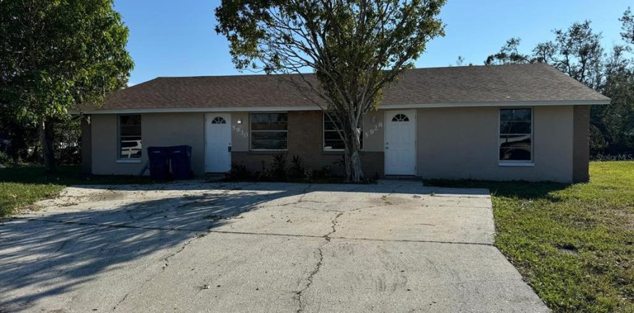 Immobilier commercial à Bradenton, Floride 6 chambres, 180.6 m2 № 1917991