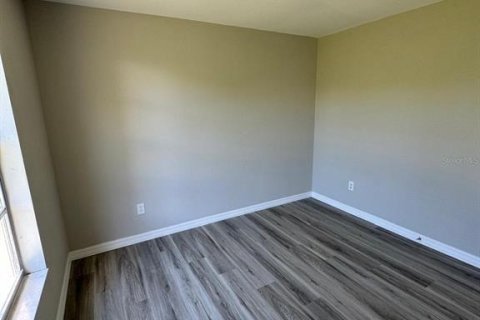 Immobilier commercial à vendre à Bradenton, Floride: 6 chambres, 180.6 m2 № 1917991 - photo 20