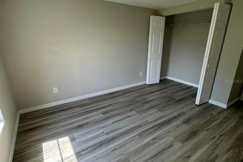 Immobilier commercial à vendre à Bradenton, Floride: 6 chambres, 180.6 m2 № 1917991 - photo 23