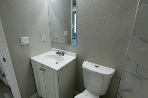 Immobilier commercial à vendre à Bradenton, Floride: 6 chambres, 180.6 m2 № 1917991 - photo 16