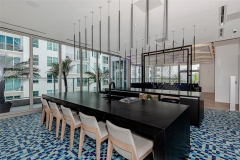Condo in Miami, Florida, 1 bedroom  № 1701371 - photo 25