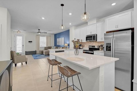 Touwnhouse à louer à Sarasota, Floride: 3 chambres, 164.99 m2 № 2112232 - photo 12