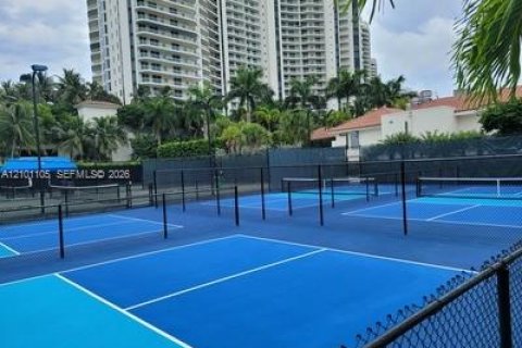 Condominio en venta en Aventura, Florida, 2 dormitorios, 244.33 m2 № 2409039 - foto 21