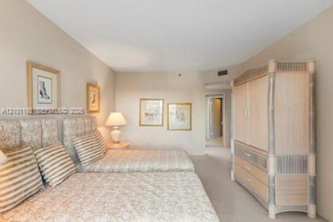 Condominio en venta en Aventura, Florida, 2 dormitorios, 244.33 m2 № 2409039 - foto 12