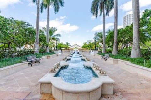 Condominio en Aventura, Florida, 2 dormitorios  № 2409039