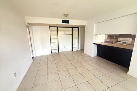Condominio en venta en Saint Petersburg, Florida, 1 dormitorio, 62.71 m2 № 2096283 - foto 7