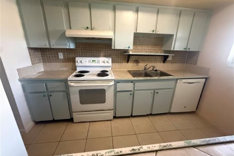 Condominio en venta en Saint Petersburg, Florida, 1 dormitorio, 62.71 m2 № 2096283 - foto 5