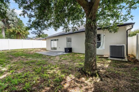 House in Haines City, Florida 4 bedrooms, 187.11 sq.m. № 1791413 - photo 19