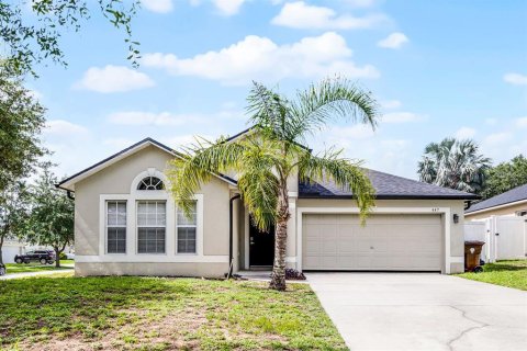 House in Haines City, Florida 4 bedrooms, 187.11 sq.m. № 1791413 - photo 1
