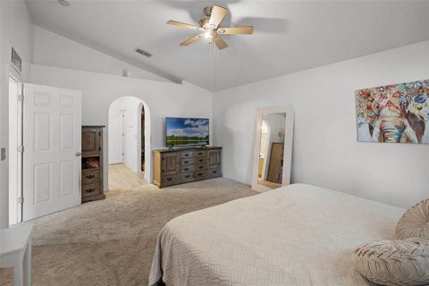 House in Haines City, Florida 4 bedrooms, 187.11 sq.m. № 1791413 - photo 12