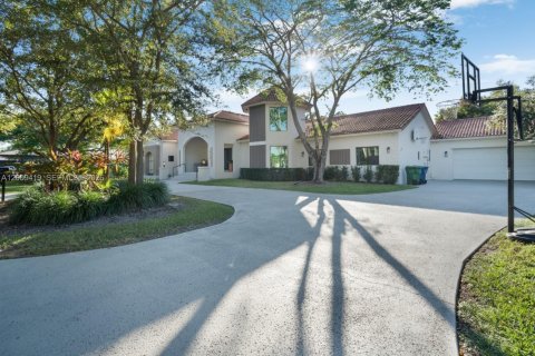 Casa en alquiler en Palmetto Bay, Florida, 6 dormitorios, 365.29 m2 № 2072816 - foto 3