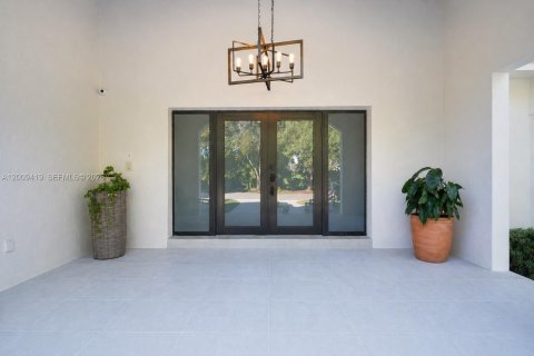 Casa en alquiler en Palmetto Bay, Florida, 6 dormitorios, 365.29 m2 № 2072816 - foto 5
