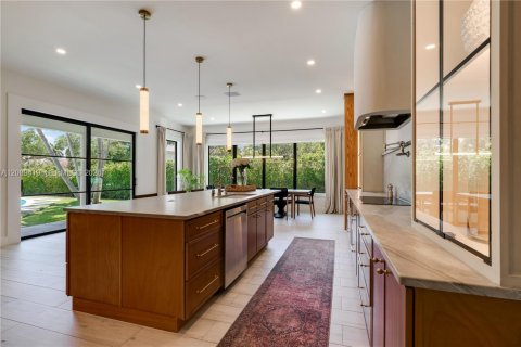 Casa en alquiler en Palmetto Bay, Florida, 6 dormitorios, 365.29 m2 № 2072816 - foto 25
