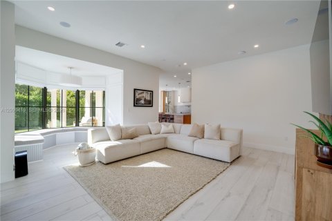 Casa en alquiler en Palmetto Bay, Florida, 6 dormitorios, 365.29 m2 № 2072816 - foto 11