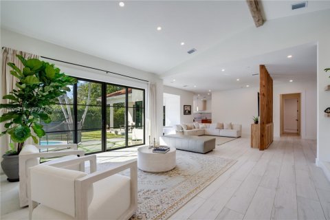 Casa en alquiler en Palmetto Bay, Florida, 6 dormitorios, 365.29 m2 № 2072816 - foto 28