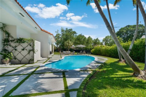 Casa en alquiler en Palmetto Bay, Florida, 6 dormitorios, 365.29 m2 № 2072816 - foto 29
