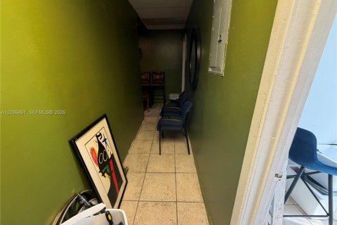 Immobilier commercial à vendre à Lauderhill, Floride № 2170727 - photo 24