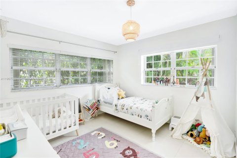 Villa ou maison à vendre à Coral Gables, Floride: 2 chambres, 133.41 m2 № 1964247 - photo 13