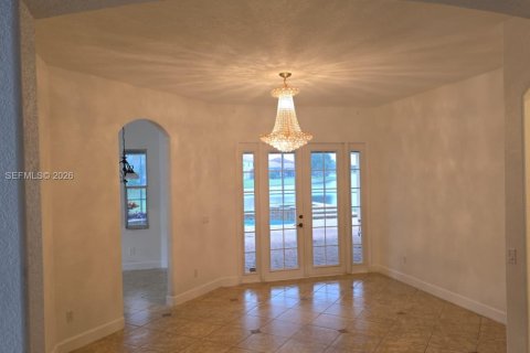 House in Kissimmee, Florida 5 bedrooms, 401.62 sq.m. № 2022008 - photo 29