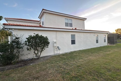 House in Kissimmee, Florida 5 bedrooms, 401.62 sq.m. № 2022008 - photo 19