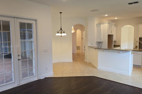 House in Kissimmee, Florida 5 bedrooms, 401.62 sq.m. № 2022008 - photo 21