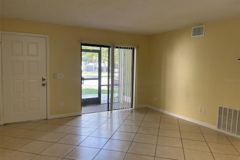 Copropriété à louer à Winter Park, Floride: 2 chambres, 70.23 m2 № 2398278 - photo 3