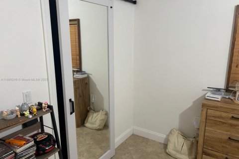 Casa en venta en Homestead, Florida, 4 dormitorios, 188.03 m2 № 2016986 - foto 26