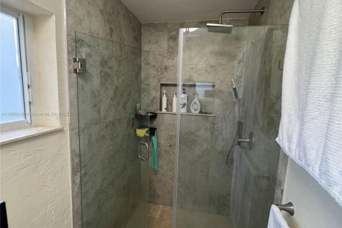 Casa en venta en Homestead, Florida, 4 dormitorios, 188.03 m2 № 2016986 - foto 13