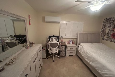 Casa en venta en Homestead, Florida, 4 dormitorios, 188.03 m2 № 2016986 - foto 25